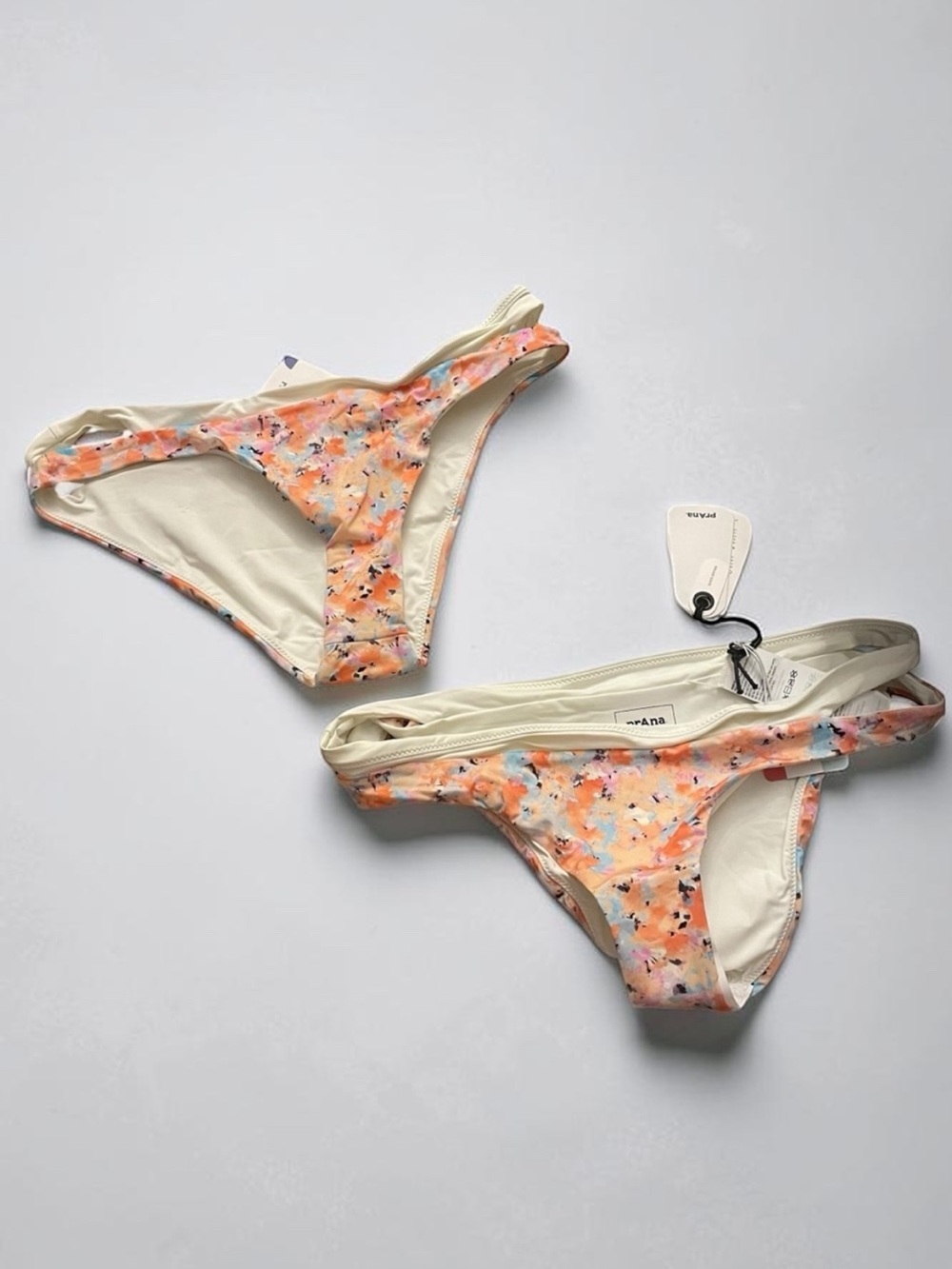 NWT Set of 2 Prana blue and orange Sugar
Shore bikini bottoms floral Print Sz M
